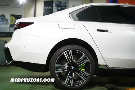 [BMW] i7 (G70e) 브레이크 캘리퍼도색 / 비용 - 플래쉬 옐로우 (형광색) - 일산 멤피스존 - 드레스업 튜닝 파주 운정 / 경기 파주