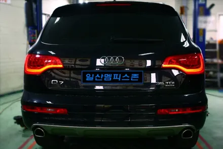 [아우디] Q7 우레탄 캘리퍼도색 - 익스트림 레드 - 일산멤피스존 - 서울 경기 일산 파주 운정 브레이크 캘리퍼도색 드레스업 튜닝 복원 잘하는곳 비용 / 파주 운정로