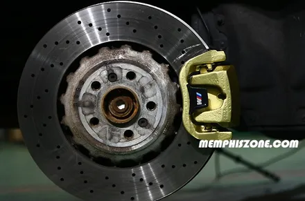 [BMW] M5 (F90) 브레이크 캘리퍼도색 - 리얼 골드 - 일산 멤피스존 - 드레스업 튜닝 캘리퍼도색 비용 가격 / 경기 파주