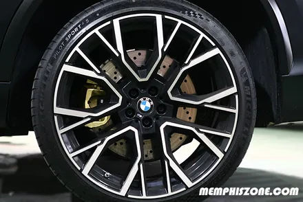 [BMW] X5M (F95) 우레탄 캘리퍼도색 복원 - 리얼 골드 - 일산멤피스존 파주 운정 캘리퍼도색 잘하는곳&가격 비용 드레스업 튜닝 / 파주 운정로