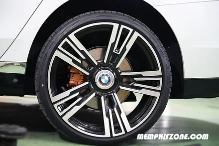 [BMW] 750i (G70) 브레이크 캘리퍼도색 - 리얼 카퍼(구리색) - 일산 멤피스존 파주 운정 드레스업 튜닝 잘하는 곳 비용 / 경기 파주