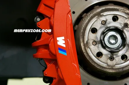 [BMW] M4 (G80) 우레탄 캘리퍼도색 - 커스텀 메탈릭 토마토 레드 - 일산멤피스존 - 서울 경기 일산 파주 운정 브레이크 캘리퍼도색 드레스업 튜닝 복원 잘하는곳 비용 / 파주 운정로