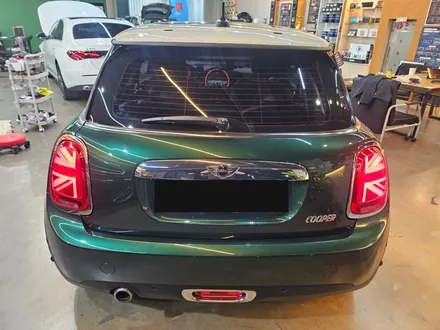 BMW 미니쿠퍼 앞유리 썬팅 재시공, 레이노 얼티넘XP로 선명하게 복원 / 대구 서구 이현동