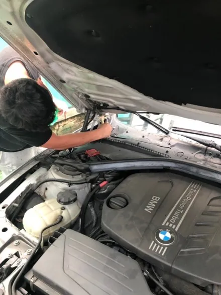 BMW 3시리즈 랩핑제거/전체랩핑/카빈스/흰색전체랩핑 / 구리시 갈매동