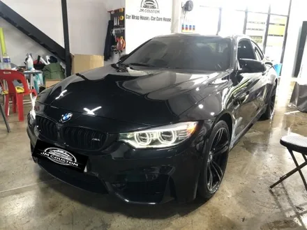 BMW M4 시멘트 그레이 전체랩핑 + 카본파츠 장착 / 구리시 갈매동