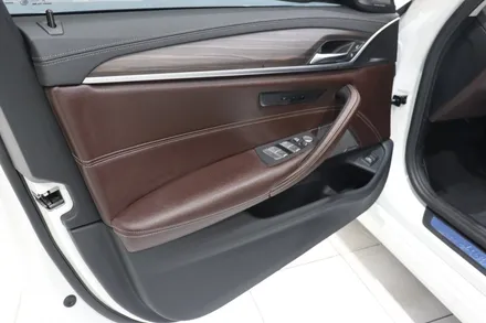 BMW 530i 확 바뀐 제주브이쿨 도남점 신차패키지 시공! / 제주 도남동