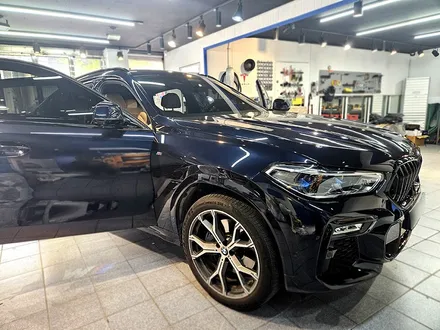 대구 BMW X6 회오리 엠비언트 스피커 커버 시공 실내 분위기 완벽 업그레이드 / 대구 구미