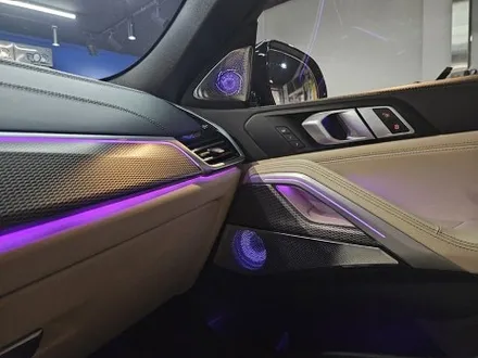 대구 BMW X6 회오리 엠비언트 스피커 커버 시공 실내 분위기 완벽 업그레이드 / 대구 구미