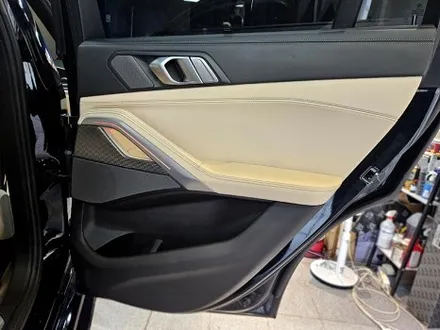 대구 BMW X6 회오리 엠비언트 스피커 커버 시공 실내 분위기 완벽 업그레이드 / 대구 구미