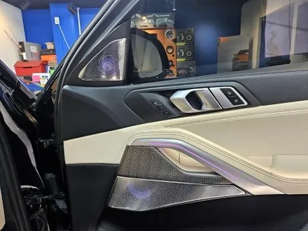 대구 BMW X6 회오리 엠비언트 스피커 커버 시공 실내 분위기 완벽 업그레이드 / 대구 구미