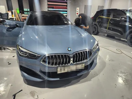 랩플래닛]BMW 8시리즈 840i에이버리 사틴블랙락그레이 전체랩핑 과정및 크롬딜리트 김포랩핑 시흥랩핑 은평구랩핑 인천랩핑 / 인천 서구