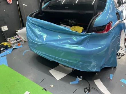 BMW G20 3시리즈 전체랩핑 과정 비닐프로그 네온라이트블루 / 인천 서구