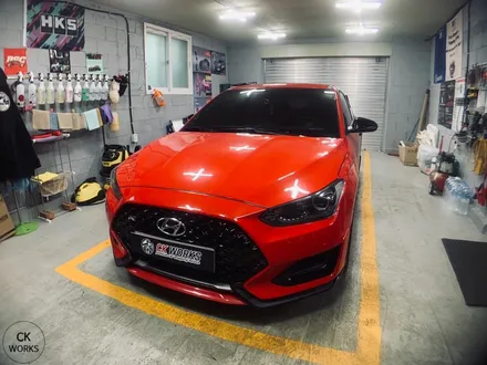 원주 벨로스터N 옵시디안블랙 루프스킨 랩핑으로 파노라마선루프 효과시전 / 원주시 반곡동