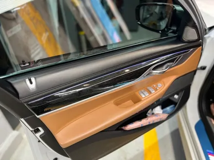 원주랩핑 : BMW 750Li 실내카본랩핑 & GSWF 스모그PPF 완벽시공! / 원주시 반곡동