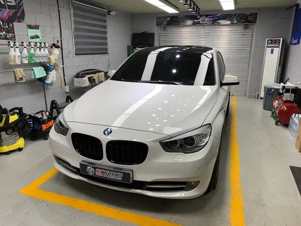 원주자동차랩핑 BMW 5GT (f07) 루프스킨 시공 / 원주시 반곡동