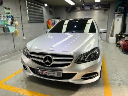 벤츠 (W212) E300 루프스킨 제거 및 재시공으로 고급스러움 더해보기. / 원주시 반곡동