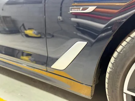 충주랩핑 BMW 530e 플러그인 하이브리드 크롬딜리트 시공기! / 원주시 반곡동