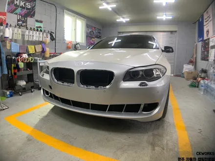 원주랩핑 BMW 520d(F10) 앞범퍼 사고보험수리 랩핑재시공_씨케이웍스 / 원주시 반곡동