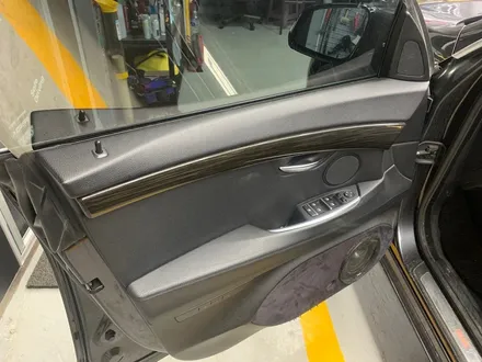 [원주랩핑] [원주자동차랩핑전문점]_BMW 5gt (f06) 리얼카본으로 실내우드딜리트_원주카스킨_원주PPF / 원주시 반곡동