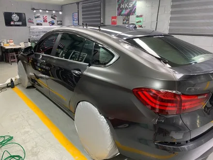 원주랩핑 BMW 5gt 에이버리슈프림 사틴다크바솔트 전체랩핑_원주카스킨_원주PPF시공전문점 / 원주시 반곡동