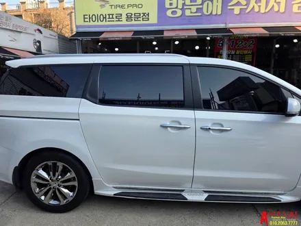 대전 열차단썬팅 올뉴카니발 기존필름제거후 글라스틴트 펜더S 시공
