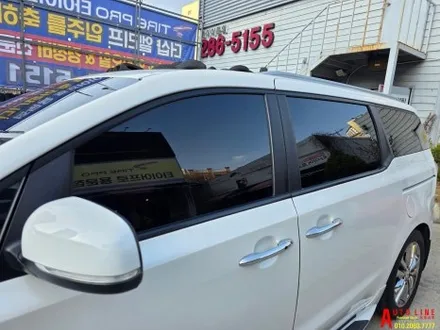 대전 열차단썬팅 올뉴카니발 기존필름제거후 글라스틴트 펜더S 시공
