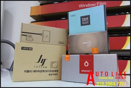 대전 티볼리 신차 SKC울트라윈도틴팅+네비게이션매립+블랙박스장착 패키지!!!