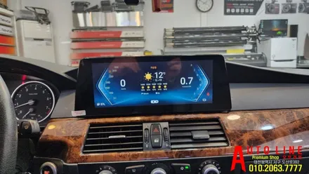 대전 BMW E90 5시리즈 CCC안드로이드올인원 10.25인치 AHD일체형 후방카메라 설치 작업