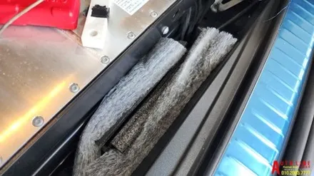 벤츠 GLE 350e 하이브리드  순정블랙박스 탈거후 아이나비QXD1플러스 및 에코파워팩 보조배터리 설치