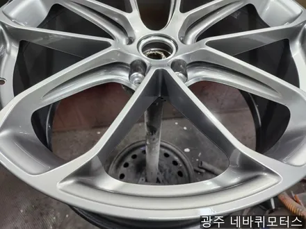포르쉐 /카이엔/ 터보/ gt/ 22인치/ 특주판 휠복원 / 광주 북구, 서구, 남구, 동구