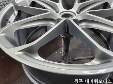 포르쉐 /카이엔/ 터보/ gt/ 22인치/ 특주판 휠복원 / 광주 북구, 서구, 남구, 동구