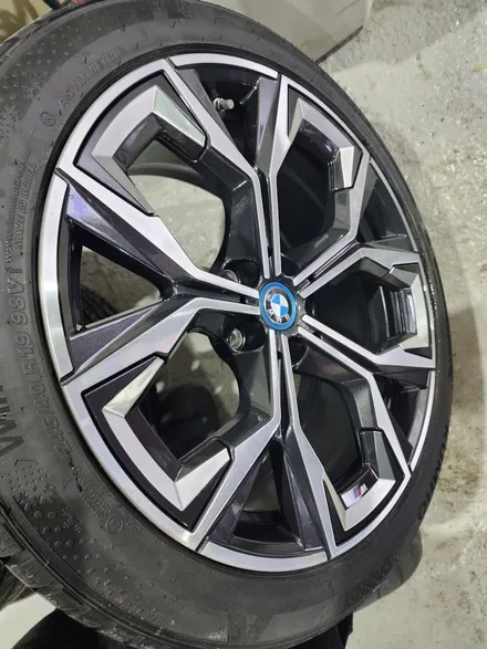 BMW /i4/ 19인치/ 다이아컷팅/ 휠복원 / 광주 북구, 서구, 남구, 동구