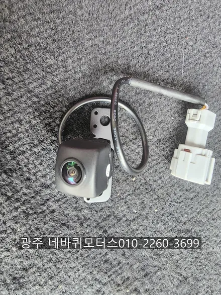 싼타페dm/ 후방카메라교체/ 블랙박스장착/ 트렁크식빵등/ 본넷 웰컴등 / 광주 북구, 서구, 남구, 동구