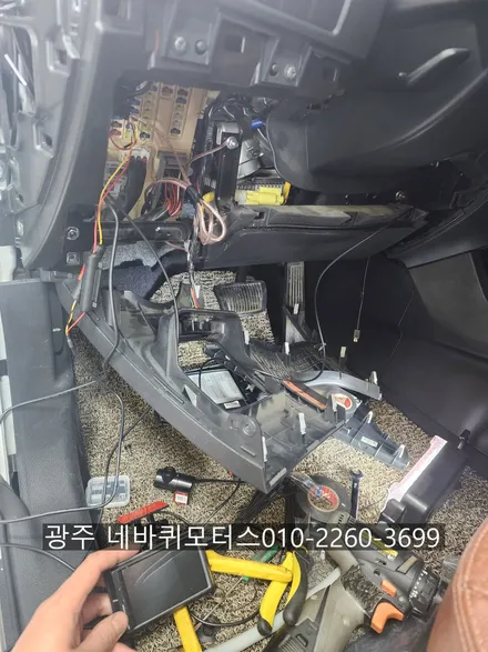 싼타페dm/ 후방카메라교체/ 블랙박스장착/ 트렁크식빵등/ 본넷 웰컴등 / 광주 북구, 서구, 남구, 동구