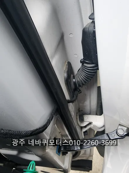 싼타페dm/ 후방카메라교체/ 블랙박스장착/ 트렁크식빵등/ 본넷 웰컴등 / 광주 북구, 서구, 남구, 동구