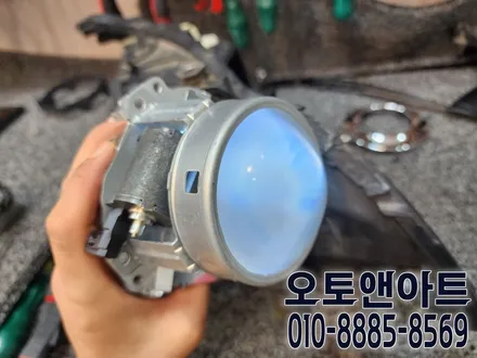 천안 헤드라이트 복원 / BMW 520d 전조등 백화오염 클리닝, 투명커버, 헬라벌브 교체 (화성 내방 고객님) / 천안,청주,세종,대전