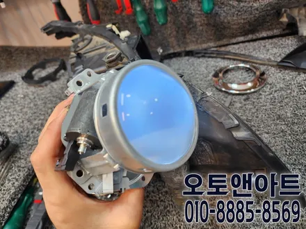 천안 헤드라이트 복원 / BMW 520d 전조등 백화오염 클리닝, 투명커버, 헬라벌브 교체 (화성 내방 고객님) / 천안,청주,세종,대전