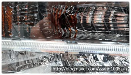 천안헤드라이트복원-불빛속에 뿌옇게 보이는 원인! 포르쉐시공 / 천안시 서북구