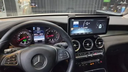 벤츠 GLC300D 안드로이드 올인원 네비게이션 카나로W 12.3  시공으로 터치까지 마음대로 / 천안,청주,세종,대전