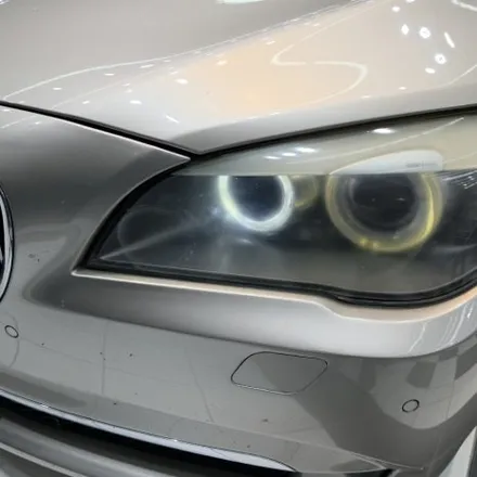 BMW 7시리즈 F02 헤드라이트 백화클리닝 + 투명커버 교체 +아이나비 블랙박스 교체 / 천안시 서북구