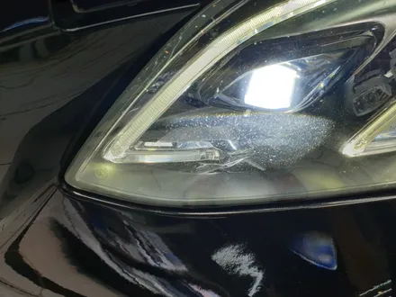 벤츠 2014 E300 (w212 후기형)헤드라이트 습기제거 투명커버 교환으로 신차처럼 / 천안,청주,세종,대전