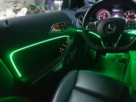 벤츠 GLA45 AMG 3세대 면발광 엠비언트 풋등 시공   남양주 포천 용인 대구 전라도광주 거제도 3세대 면발광 엠비언트 시공 / 남양주, 노원, 하남, 송파