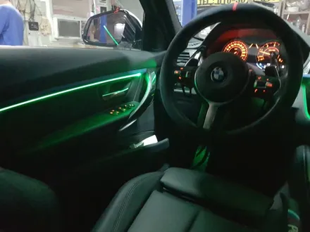bmw 320D 3세대 면발광 엠비언트 (남양주/포천/대구/용인/안산/전라도광주/거제도 시공 / 남양주, 노원, 하남, 송파