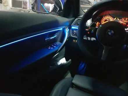 bmw 320D 3세대 면발광 엠비언트 (남양주/포천/대구/용인/안산/전라도광주/거제도 시공 / 남양주, 노원, 하남, 송파