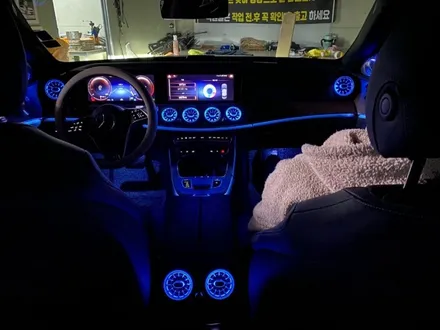 벤츠 W213 송풍구 엠비언트 순정 송풍구 요새 누가쓰나요 ㅎㅎ 송풍구로 엠비언트 확장해야죠 / 남양주, 노원, 하남, 송파