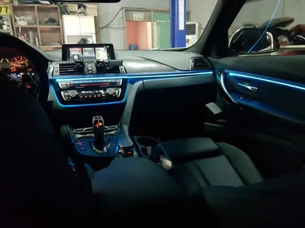 bmw 320D 3세대 면발광 엠비언트 (남양주/포천/대구/용인/안산/전라도광주/거제도 시공 / 남양주, 노원, 하남, 송파