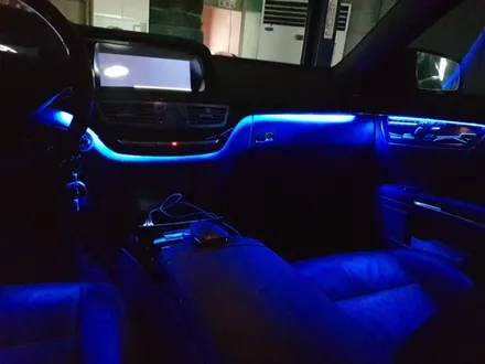 W221 S클레스 엠비언트 비노출 매립 엠비언트로 순정엠비언트 처럼 튜닝해바요~ / 남양주, 노원, 하남, 송파