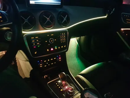 벤츠 GLA45 AMG 3세대 면발광 엠비언트 풋등 시공   남양주 포천 용인 대구 전라도광주 거제도 3세대 면발광 엠비언트 시공 / 남양주, 노원, 하남, 송파