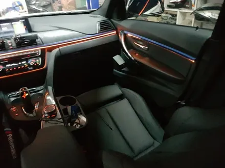 bmw 320D 3세대 면발광 엠비언트 (남양주/포천/대구/용인/안산/전라도광주/거제도 시공 / 남양주, 노원, 하남, 송파