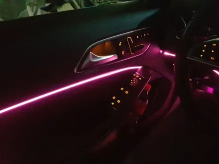 벤츠 GLA45 AMG 3세대 면발광 엠비언트 풋등 시공   남양주 포천 용인 대구 전라도광주 거제도 3세대 면발광 엠비언트 시공 / 남양주, 노원, 하남, 송파